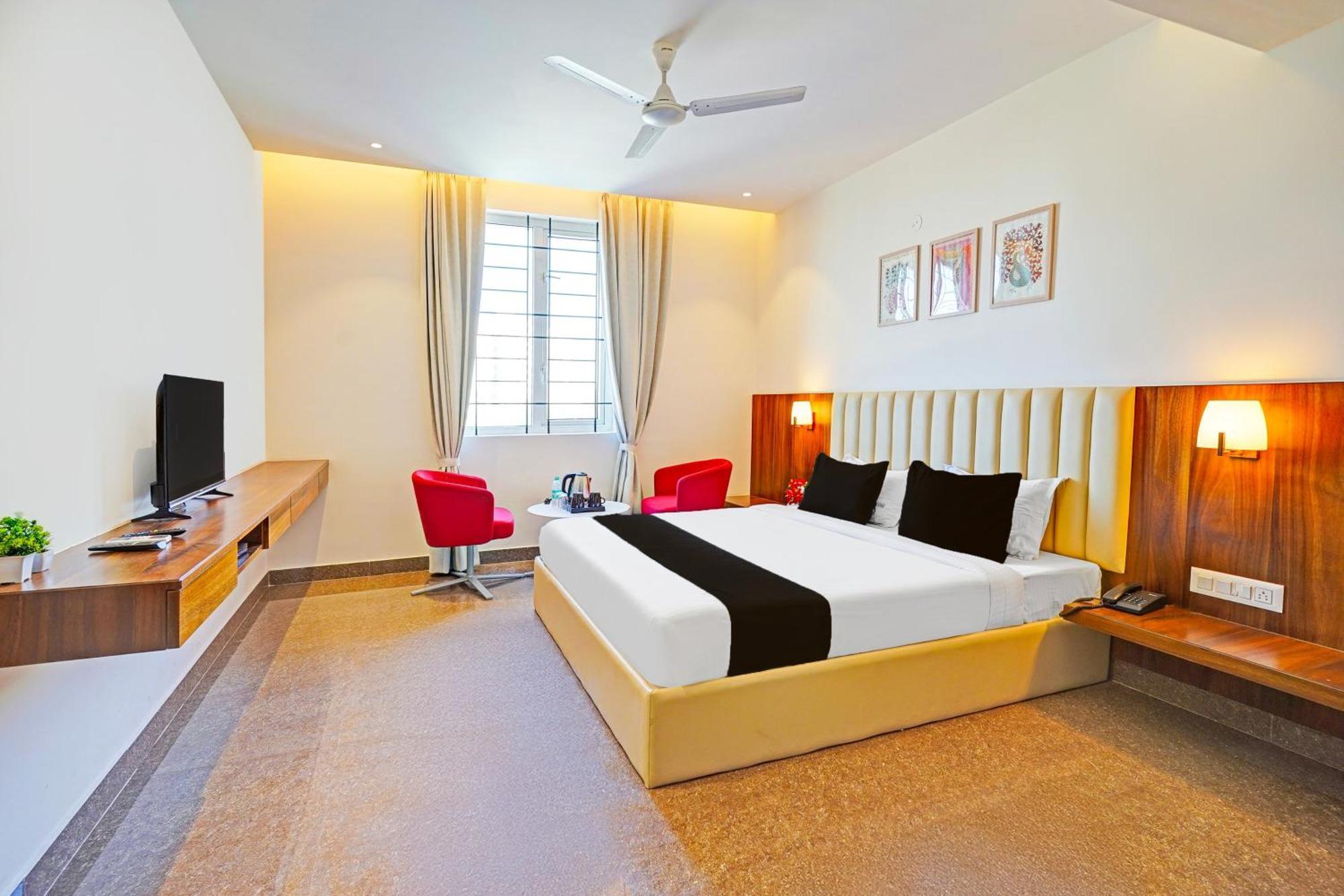 Super Townhouse Oak Electronic City Formerly Hotel Trubell Kammasandra ภายนอก รูปภาพ