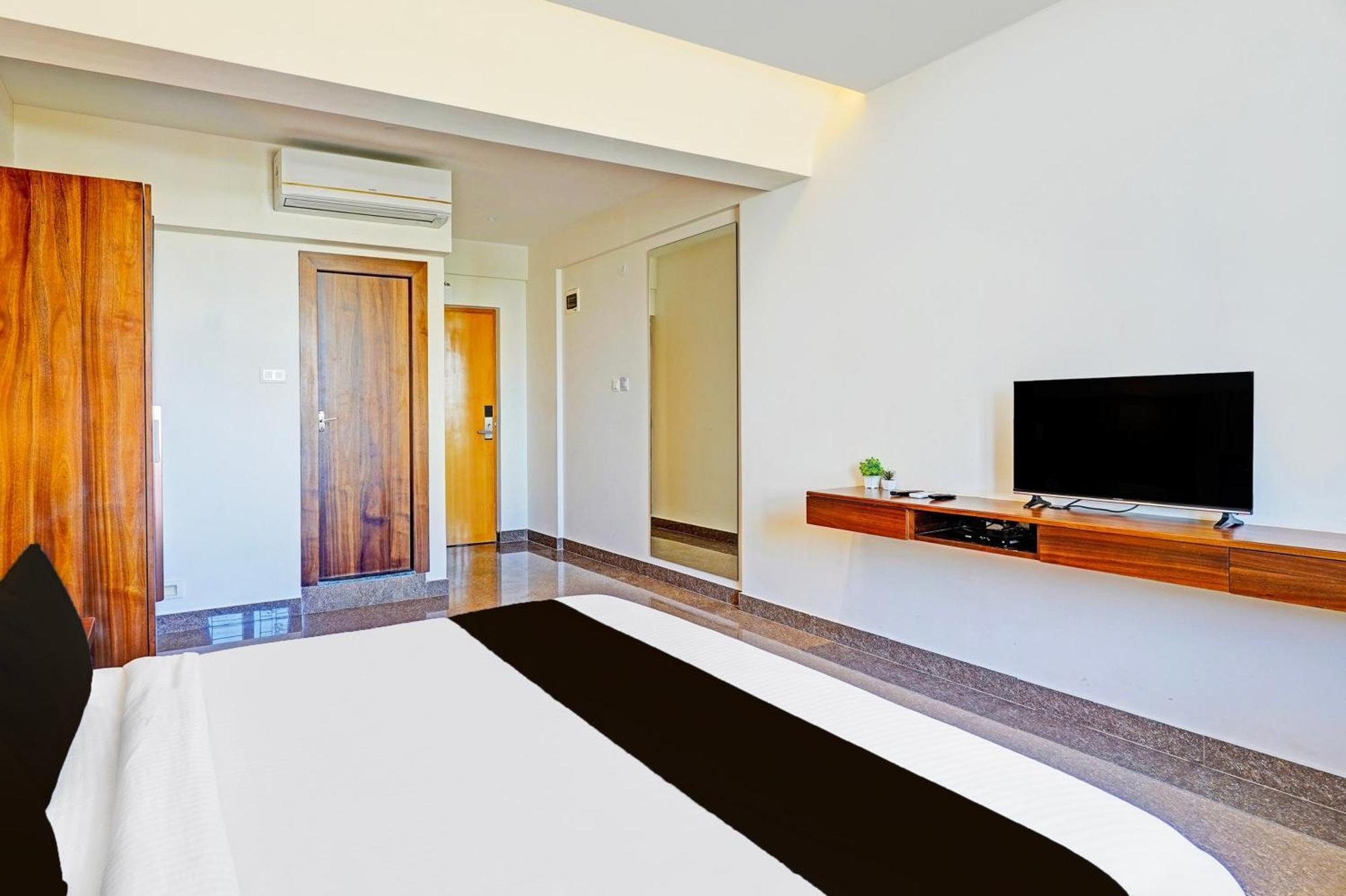 Super Townhouse Oak Electronic City Formerly Hotel Trubell Kammasandra ภายนอก รูปภาพ